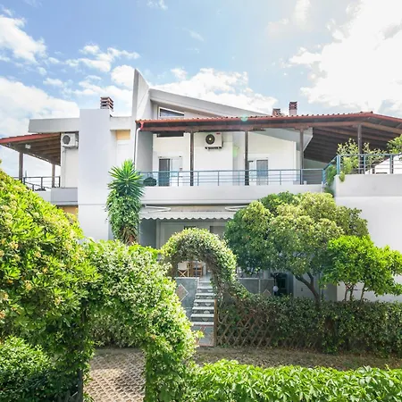 V House Holiday home